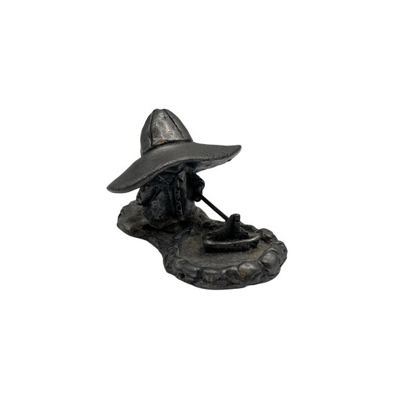 Vintage Pewter Sculpture Of Man With Sombrero Rowing Boat Figurine - Picture 3 of 4